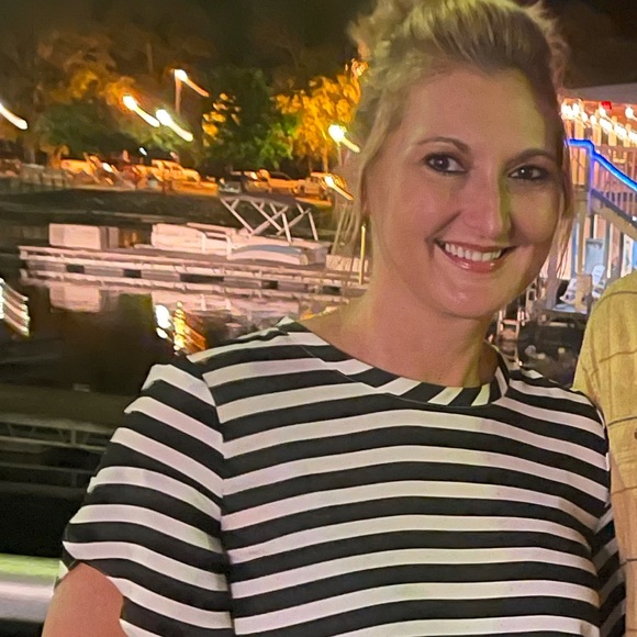 Posh Ambassador 1-22-18 👏❤❤❤ - Picture 3 of 6